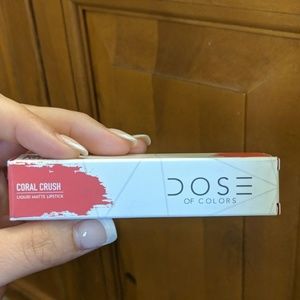 Dose matte lipstick